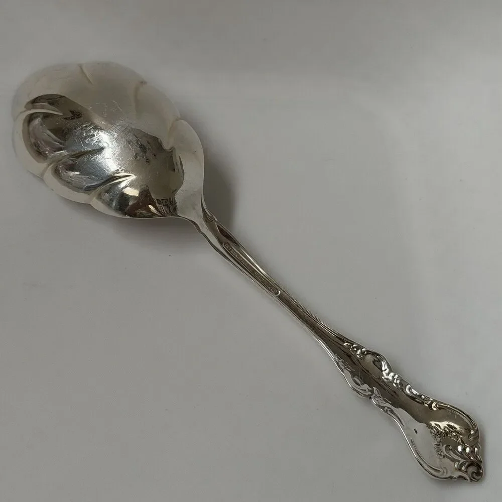 International DeepSilver Orleans Silverplate 1964 Solid Shell Casserole Spoon 9”